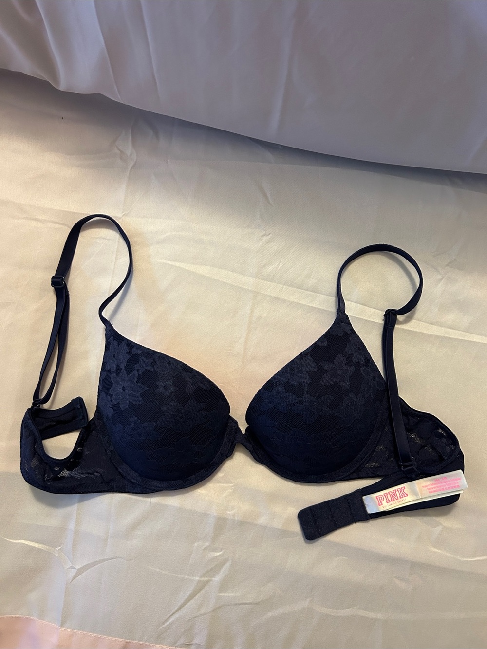 PINK Victoria's Secret Navy Floral Lace Push-Up Bra